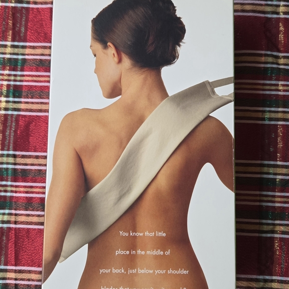 Body Buddy Lotion Applicator - Picture 4 of 7